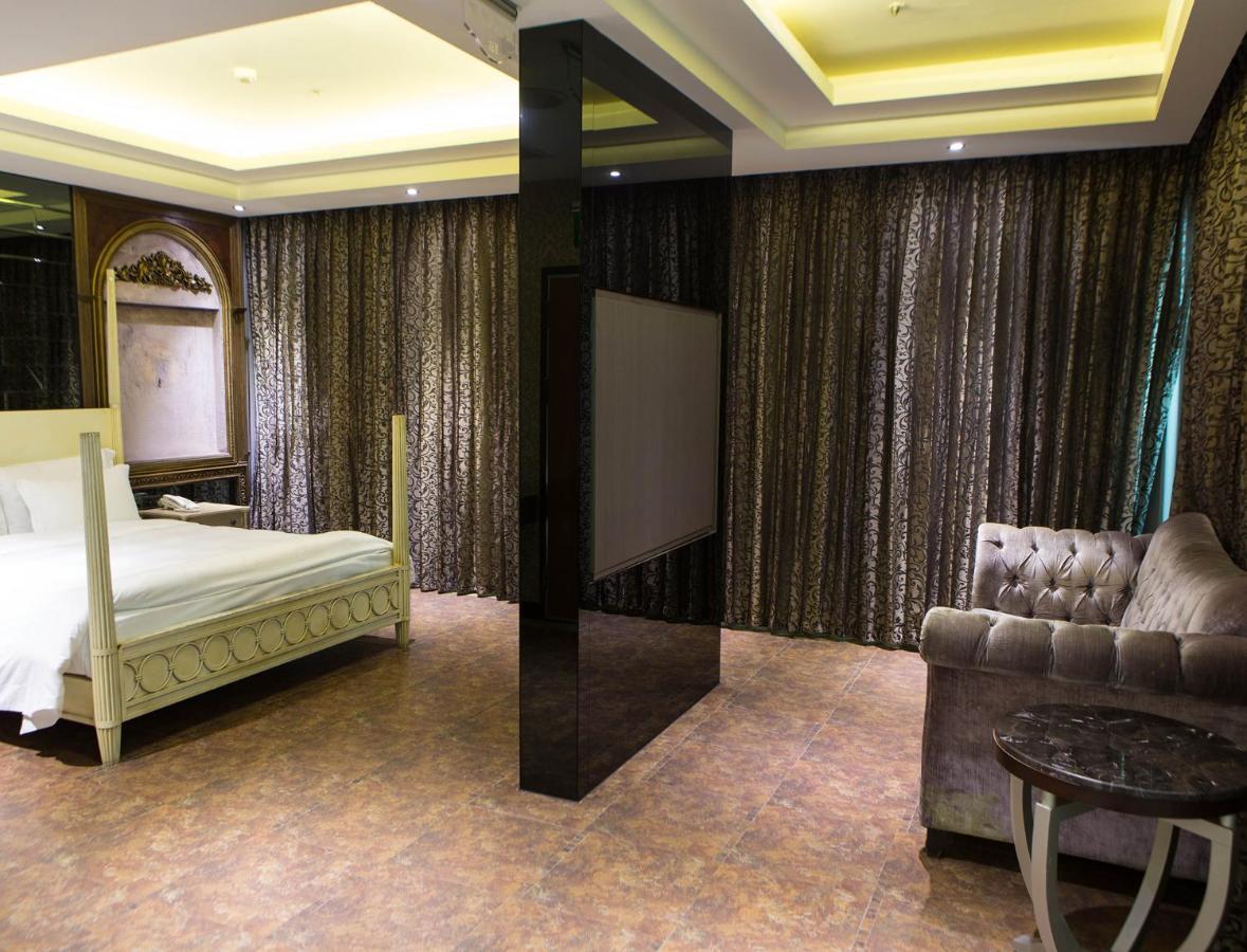 All-Ur Boutique Motel - Kaohsiung Branch Luaran gambar