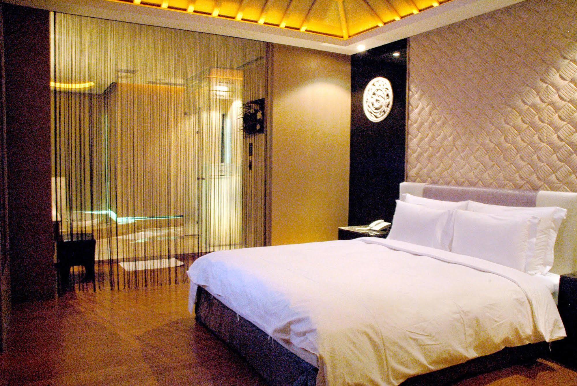 All-Ur Boutique Motel - Kaohsiung Branch Luaran gambar
