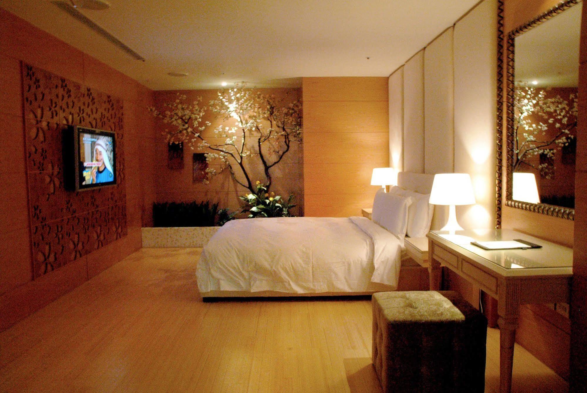 All-Ur Boutique Motel - Kaohsiung Branch Luaran gambar